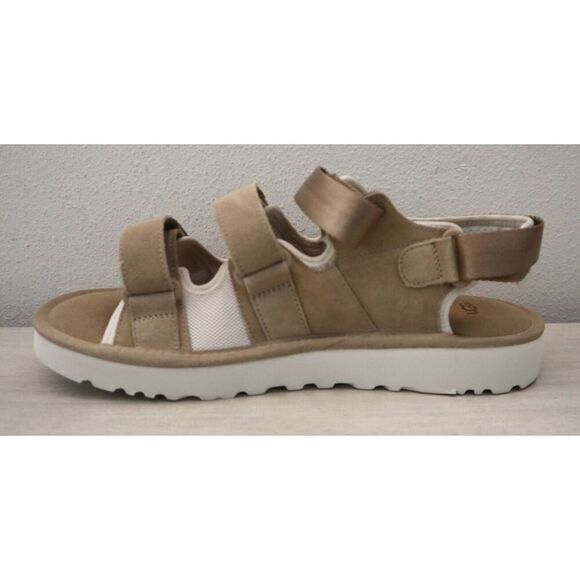 Ugg F20023K Men\'s Sz 13 Beige Goldencoast Multistrap Suede Sandals